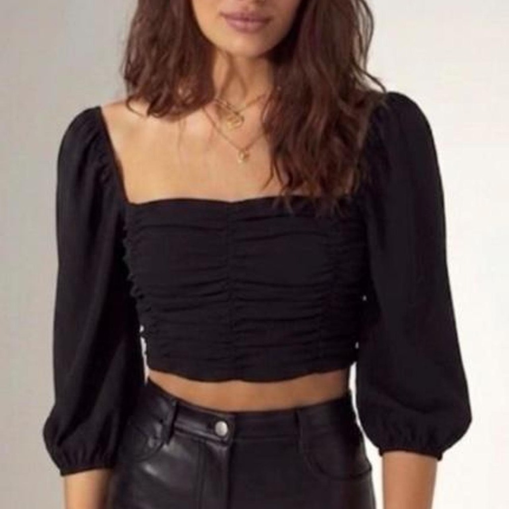 Wilfred Black Ruched Puff Sleeve Crop Top The perfect Black Top